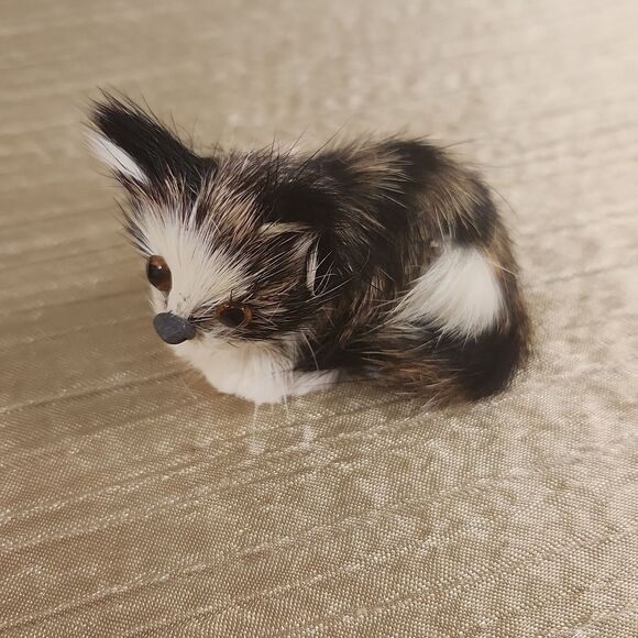 Miniature Cat Figurine - Picture 1 of 8